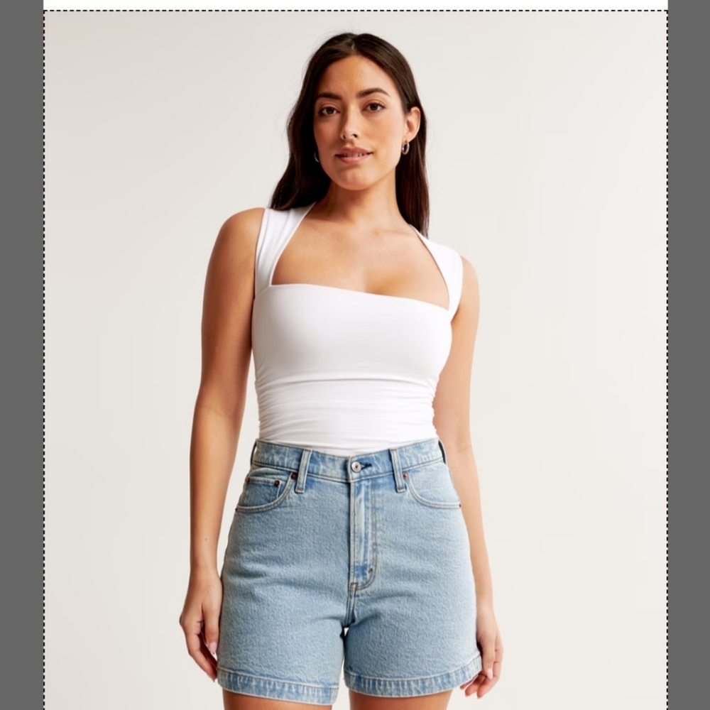 Abercrombie Curve Love High Rise Dad Short - Light